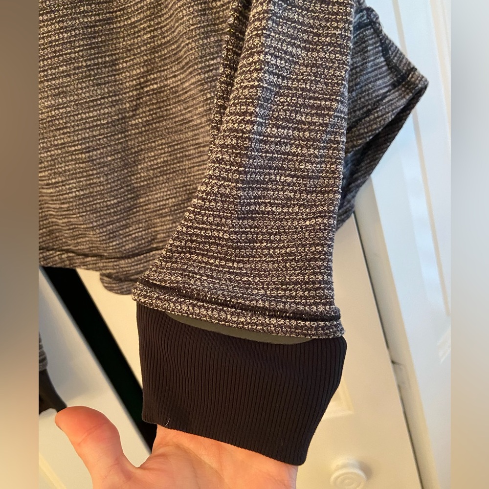 Lululemon Half Zip With Pockets! - image 7